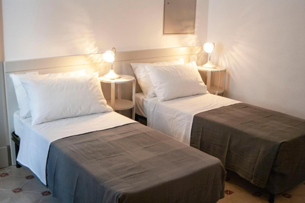 Le Finestre Su Porta Carrese - Luxury Rooms Matino Esterno foto